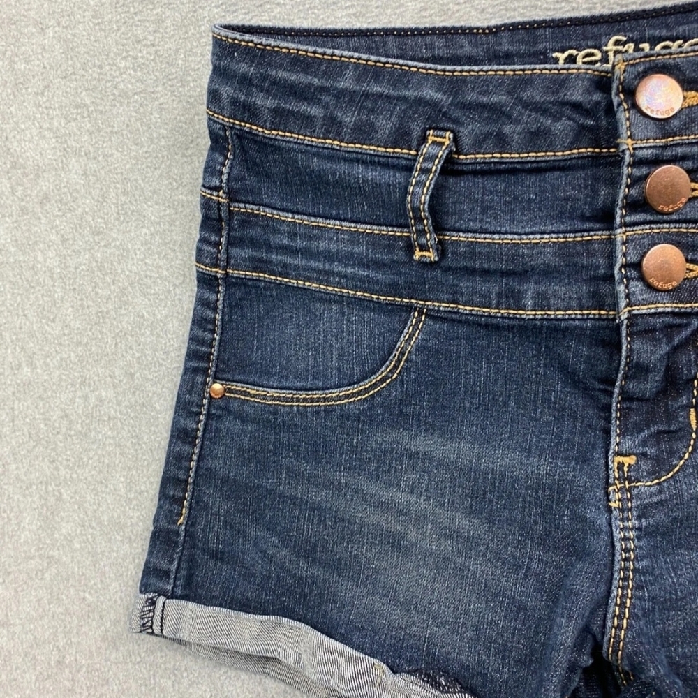 Refuge Women's Denim Blue Shorts - Picture 2 of 15